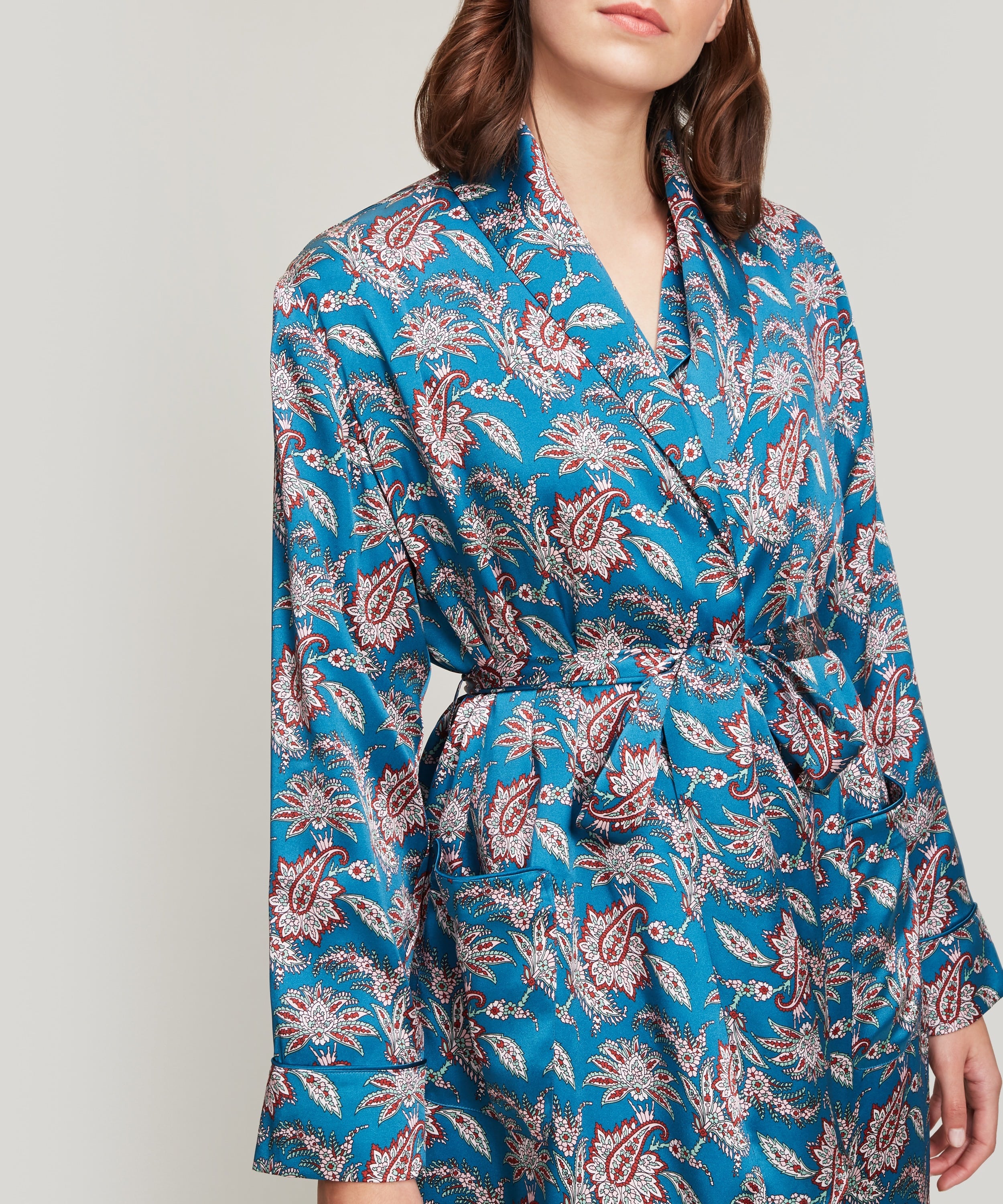 レオンティーニ シルク クラシック ガウン リバティ ロンドン Liberty London 公式オンライン レオンティーニ シルク クラシック ガウン リバティ ロンドン Liberty London 公式オンライン