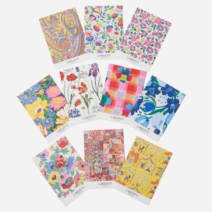 ラヴィ様　ハンドメイド　リバティ　バッグ　オーダーページ ラヴィ様 ハンドメイド リバティ バッグ オーダーページ