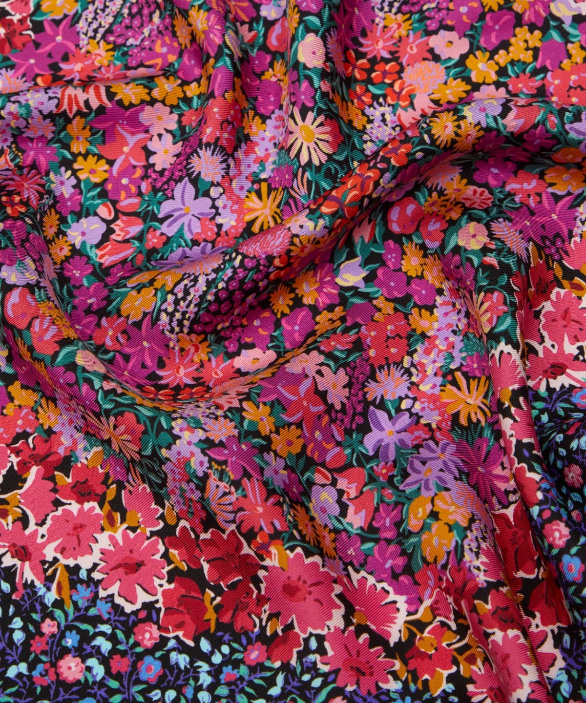 フローラル メドレー シルクツイル スカーフ 45