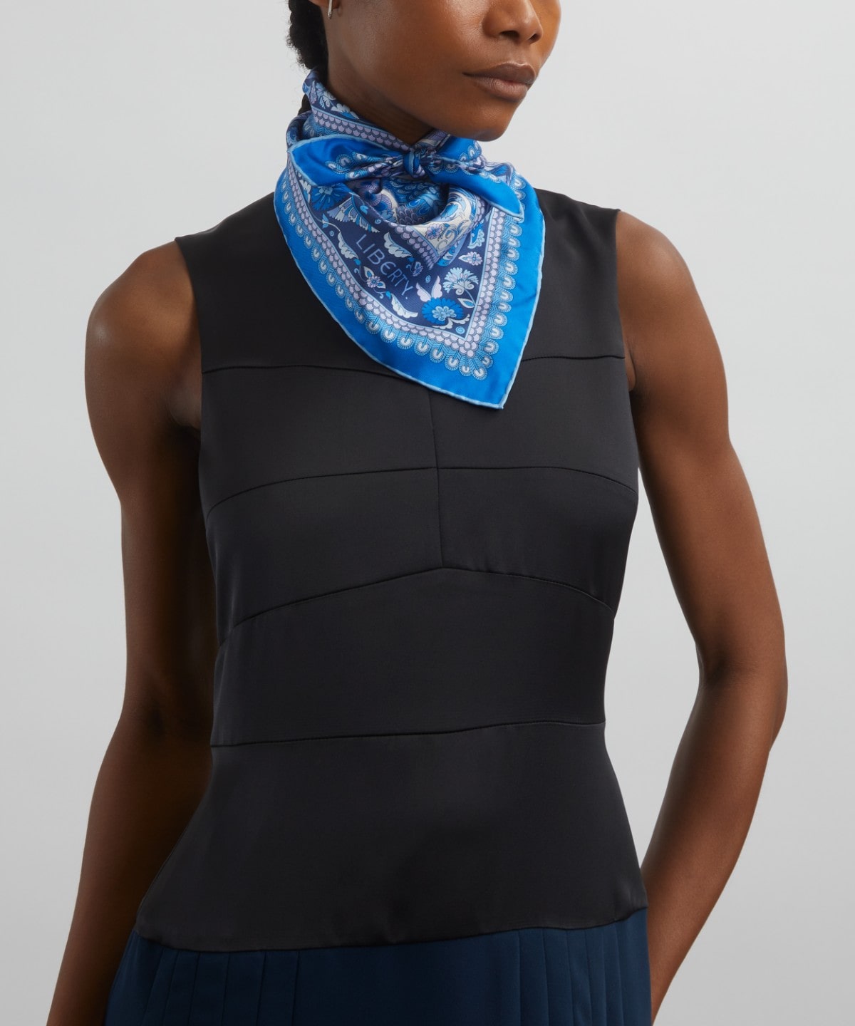 ピーコック ガーデン シルクツイル スカーフ 70