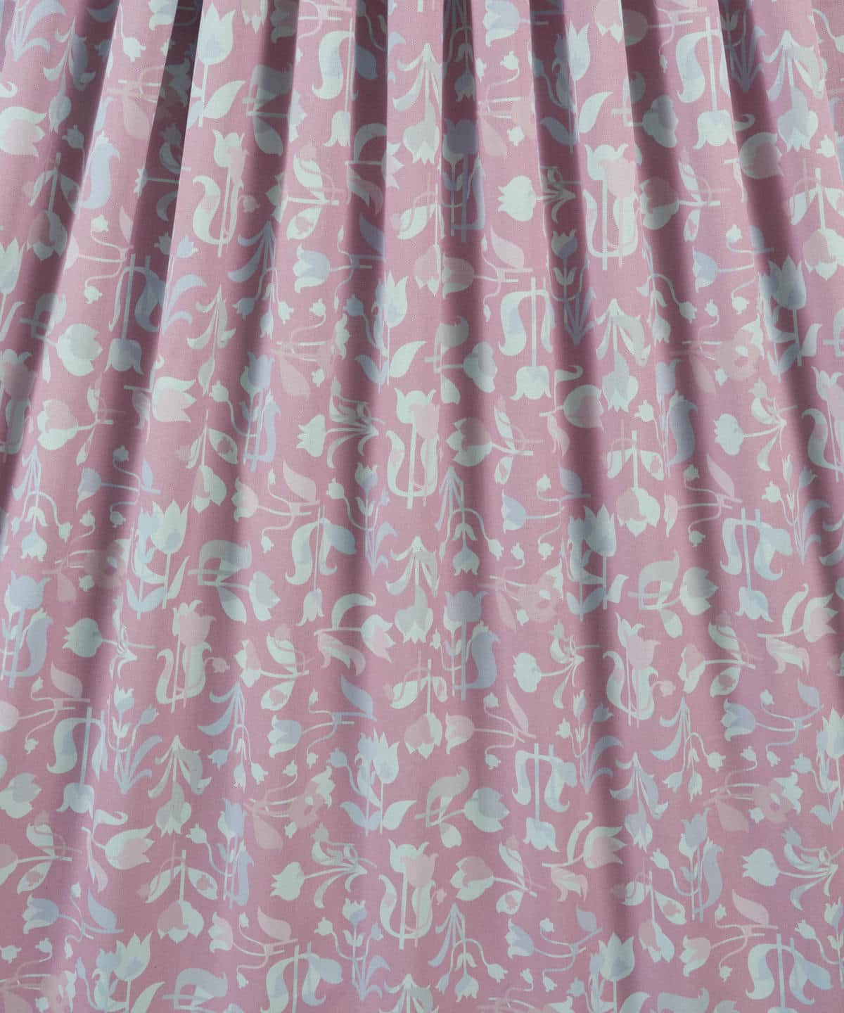 フローラル・フリーズ ニュー・コットン・キャンバス