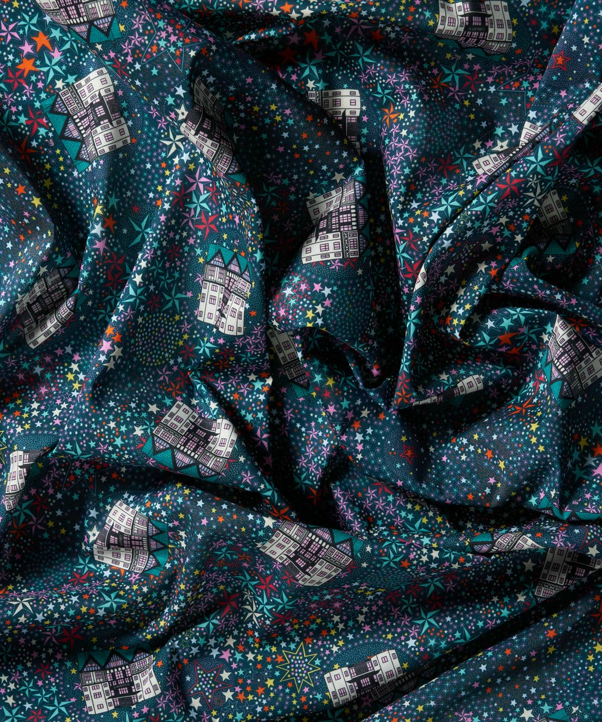 アデラジャ・ベル タナローン