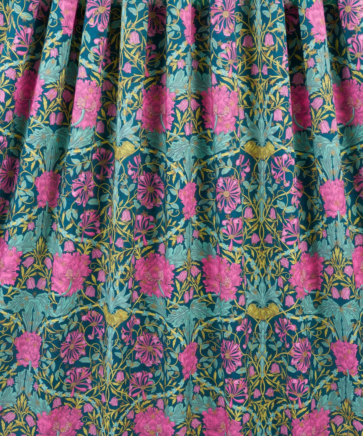 マーチ・スパークル タナローン