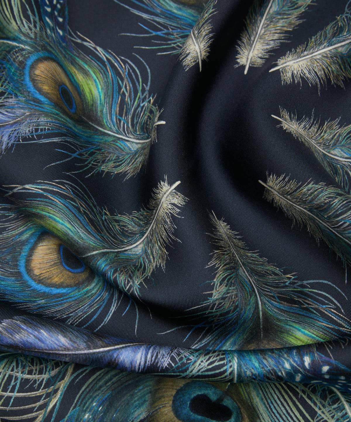 ピーコック マナー プリューム シルクスカーフ 90