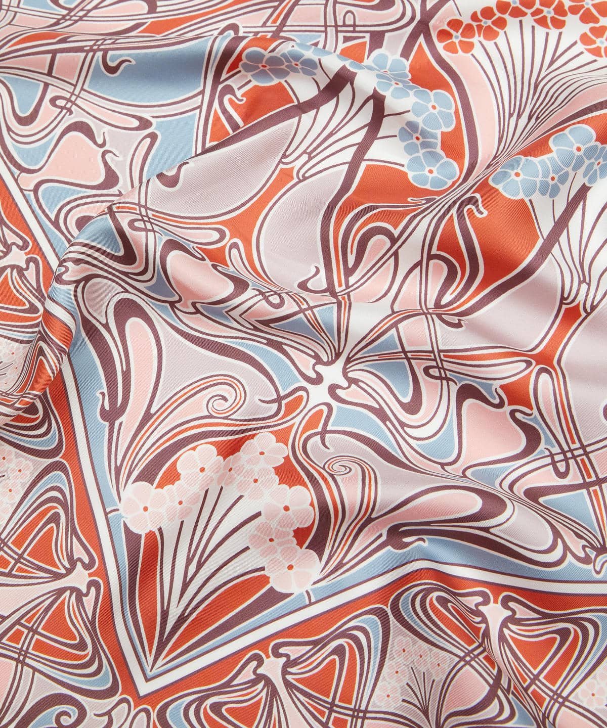 アイアンシ トライアングル シルクスカーフ 100×140