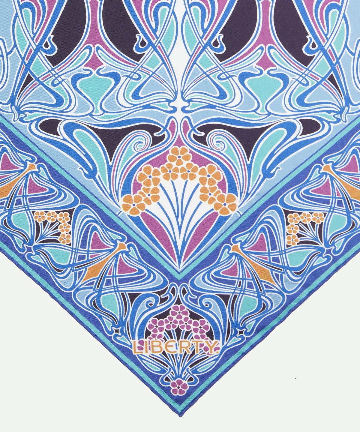 アイアンシ トライアングル シルクスカーフ 100×140