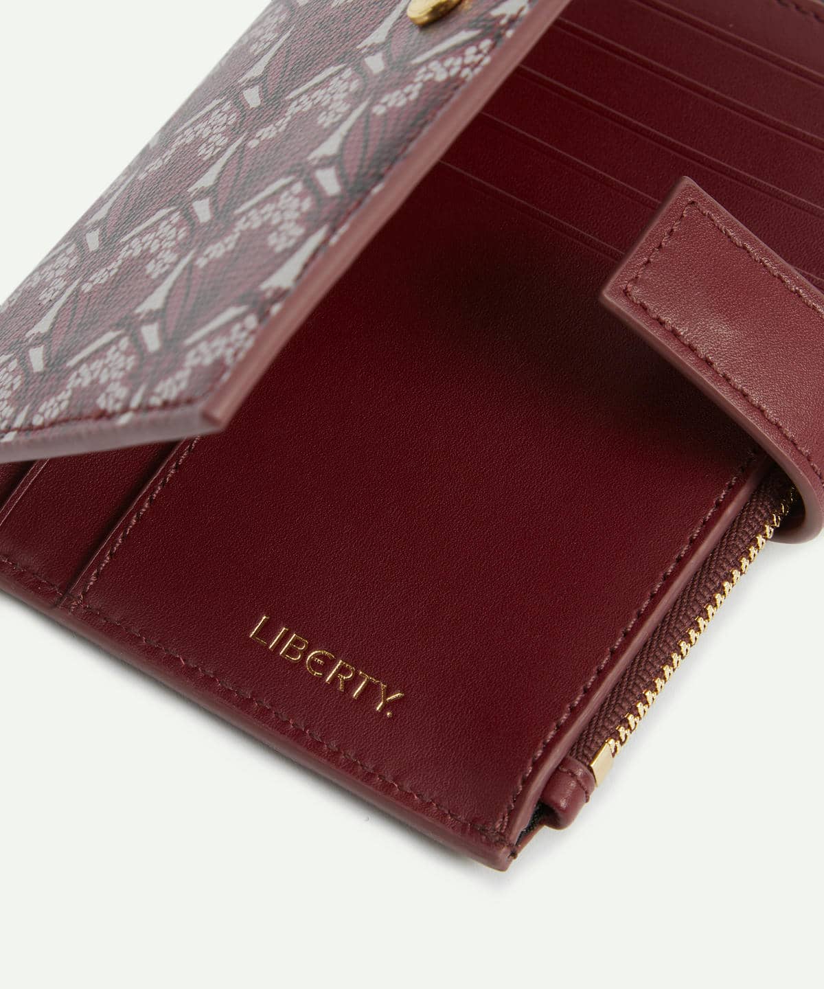 アイフィス バーティカル ウォレット