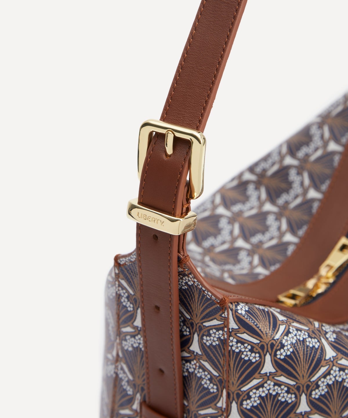 アイフィス コンプトン ホーボーバッグ