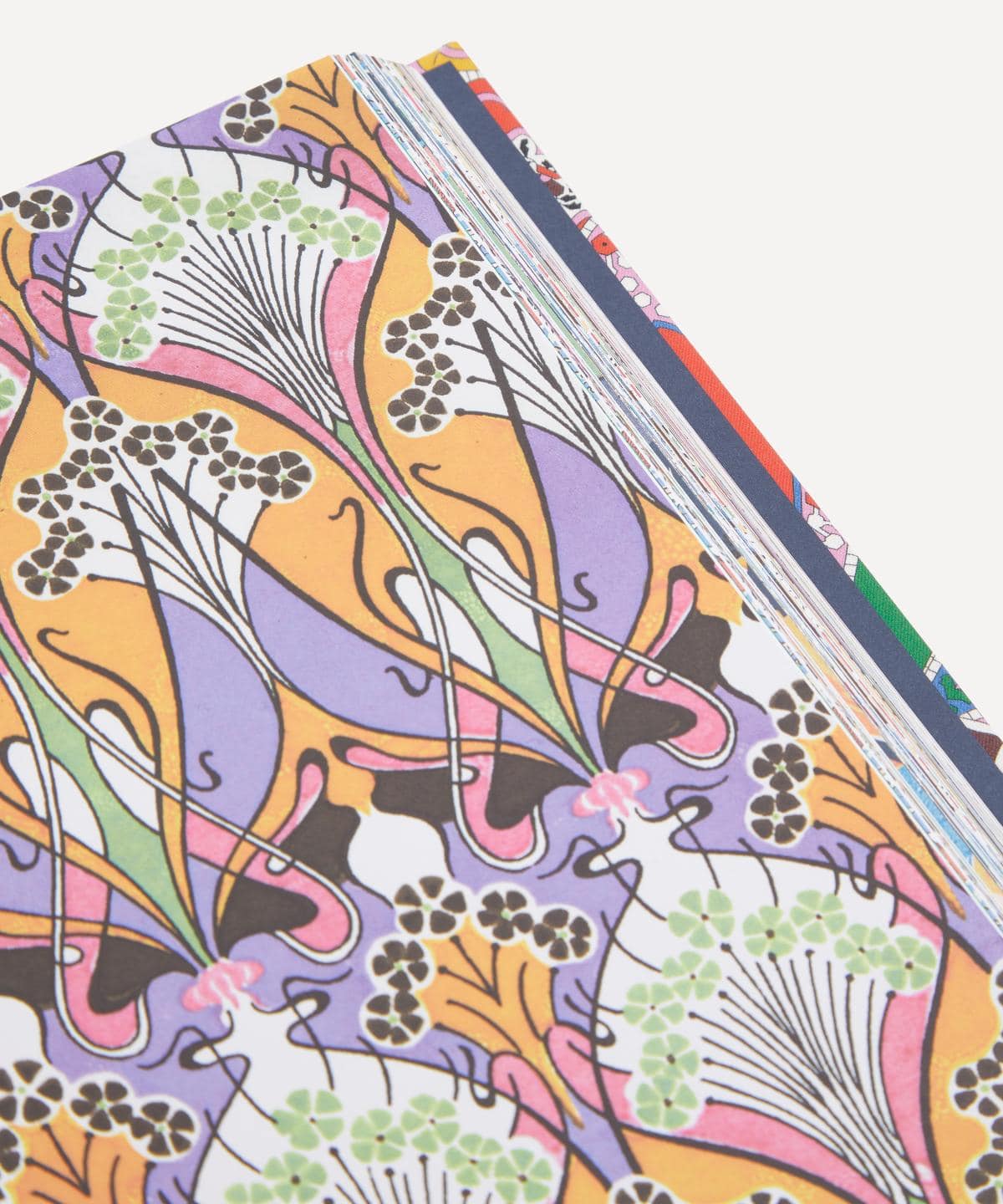 LIBERTY. DESIGN. PATTERN. COLOUR.